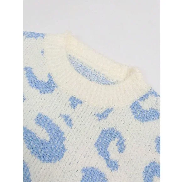 Leopard Print Loungewear sweater & shorts set - Picture 4 of 5